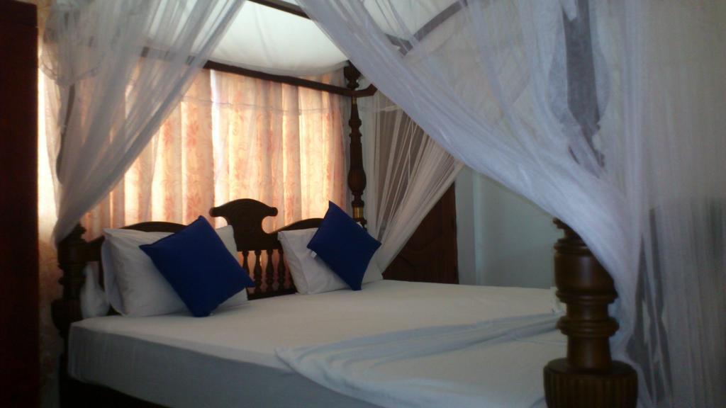 Ocean View Tourist Guest House At Negombo Beach Near The Airport Eksteriør bilde
