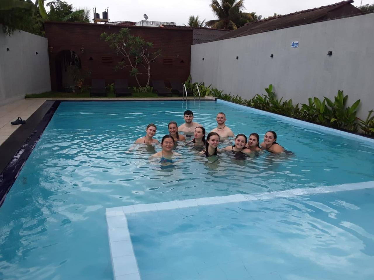 Ocean View Tourist Guest House At Negombo Beach Near The Airport Eksteriør bilde