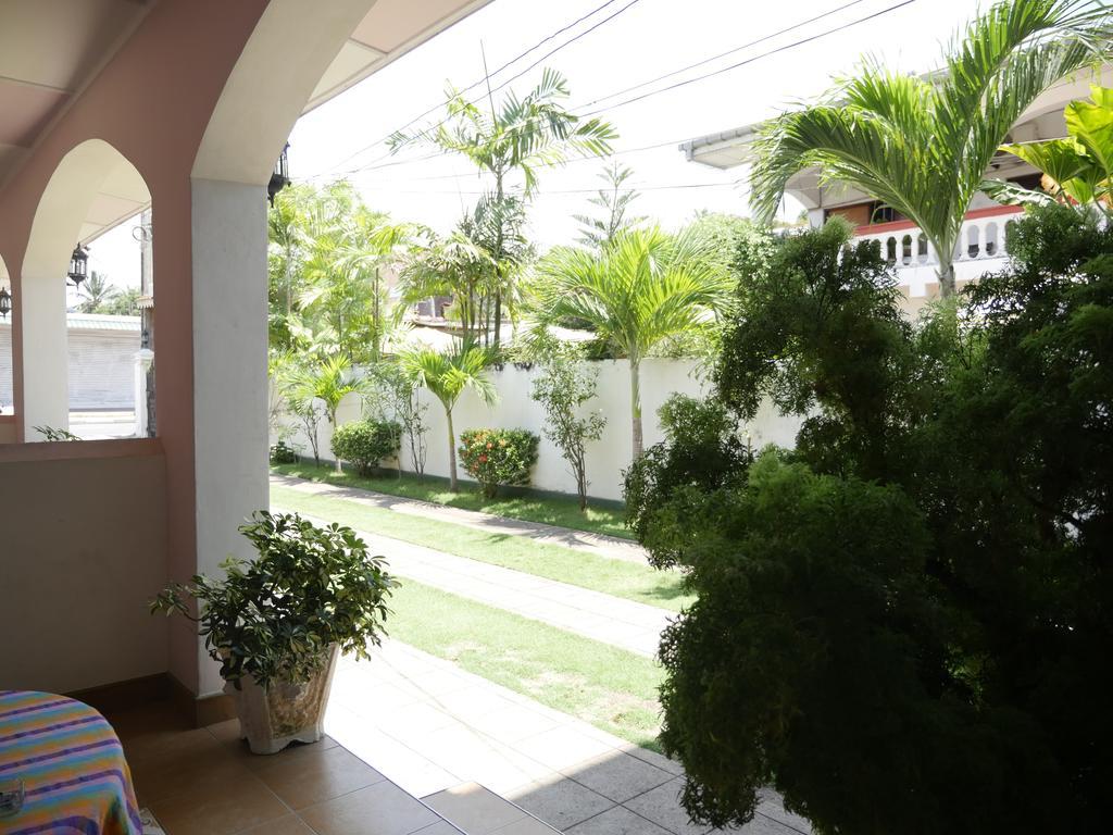 Ocean View Tourist Guest House At Negombo Beach Near The Airport Eksteriør bilde
