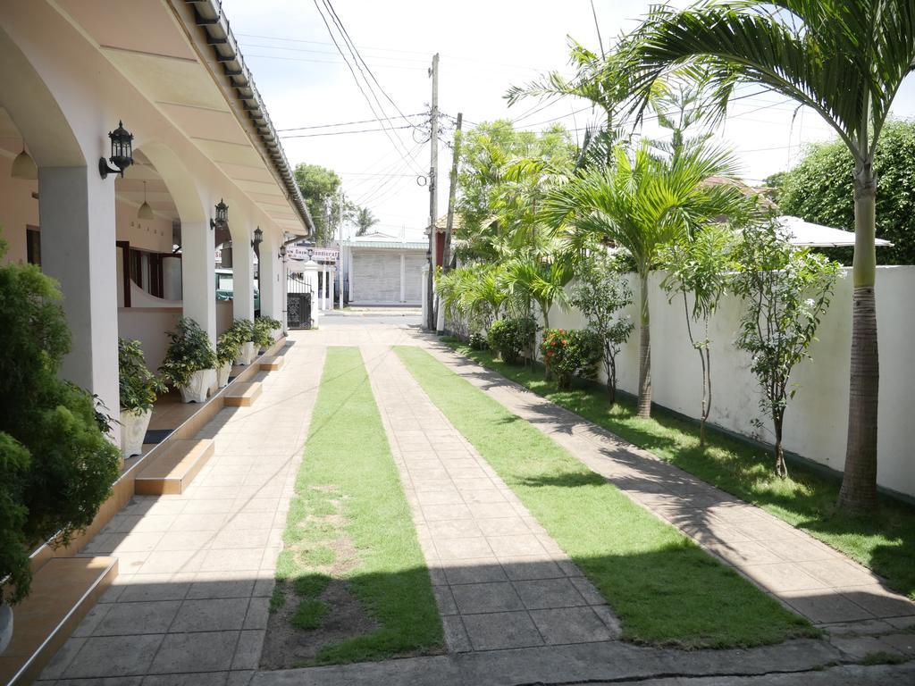 Ocean View Tourist Guest House At Negombo Beach Near The Airport Eksteriør bilde